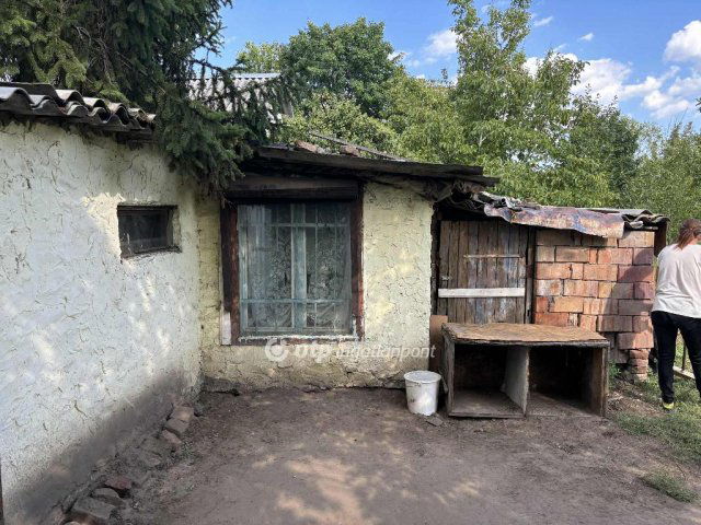 Eladó mezogazdasagi ingatlan, Debrecenben 4 M Ft