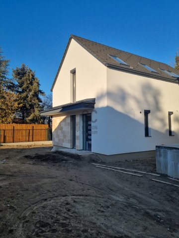 Eladó családi ház, Siófokon 149 M Ft, 4 szobás