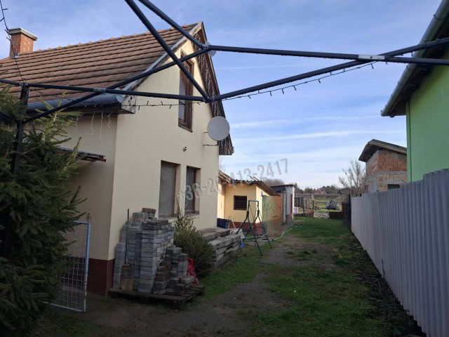 Eladó családi ház, Pilisen 38.9 M Ft, 1 szobás