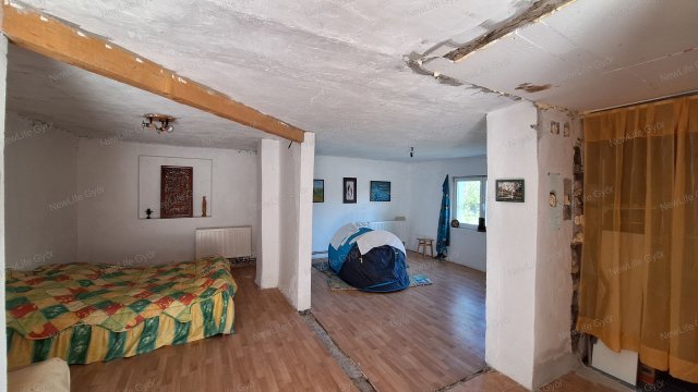 Eladó családi ház, Győrságon 37.5 M Ft, 3 szobás