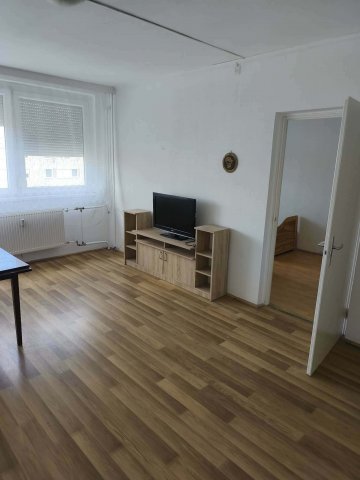 Eladó panellakás, Budapesten, XXI. kerületben, Árpád utcában