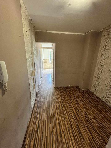 Eladó panellakás, Nyíregyházán 35 M Ft, 1+2 szobás