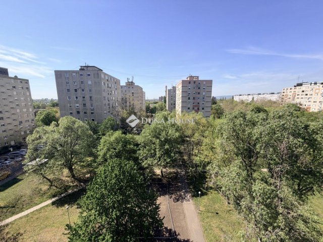 Eladó panellakás, Budapesten, XV. kerületben 65.5 M Ft, 3 szobás