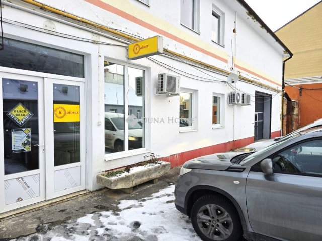 Eladó üzlethelyiség, Pécsett 490 M Ft / költözzbe.hu