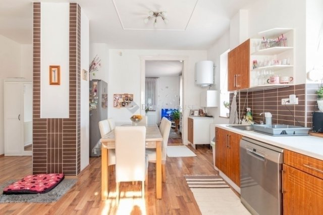 Eladó téglalakás, Budapesten, XVIII. kerületben 138.9 M Ft