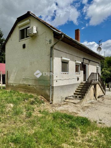 Eladó családi ház, Dióskálon 29.9 M Ft, 4 szobás