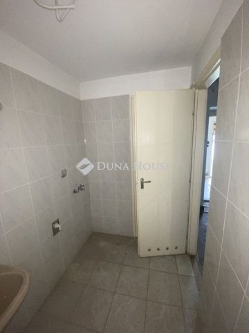 Eladó családi ház, Gyöngyössolymoson 11.9 M Ft, 2 szobás