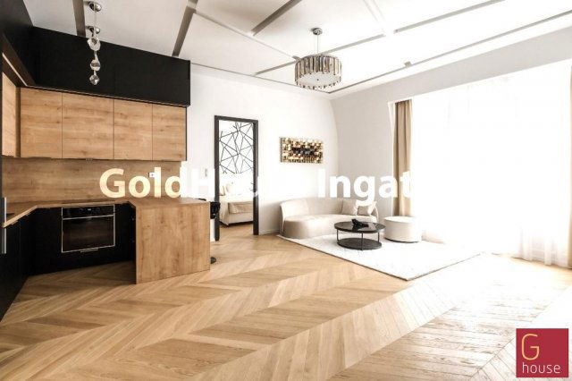 Eladó téglalakás, Budapesten, V. kerületben, Kígyó utcában