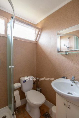 Eladó nyaraló, Balatongyörökön 79.9 M Ft, 1+1 szobás