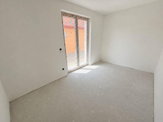 Eladó ikerház, Fóton 120 M Ft, 4 szobás / költözzbe.hu
