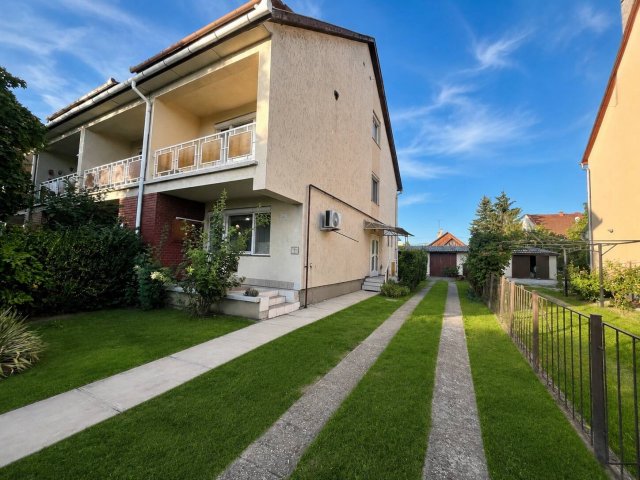 Eladó sorház, Gyulán 55 M Ft, 4 szobás / költözzbe.hu