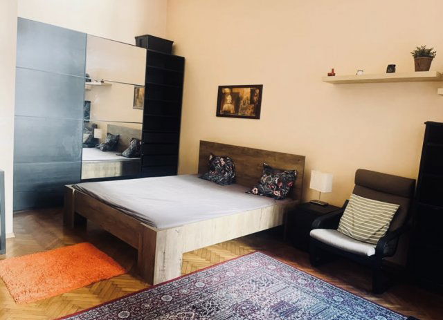 Eladó téglalakás, Budapesten, VII. kerületben, István utcában