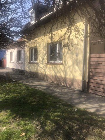 Eladó családi ház, Mosonmagyaróváron 53 M Ft, 2+3 szobás