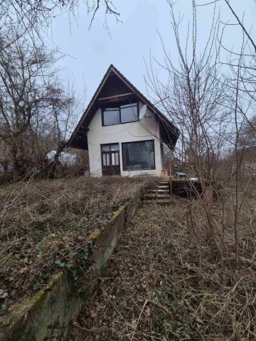 Eladó nyaraló, Dunabogdányban 35.9 M Ft, 1+2 szobás