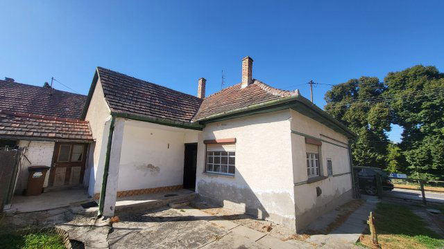 Eladó családi ház, Vereben 21 M Ft, 2 szobás