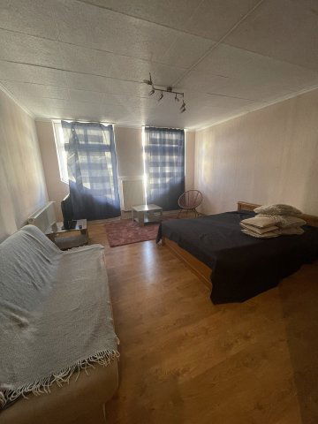Eladó téglalakás, Tiszaújvárosban 49 M Ft, 3 szobás