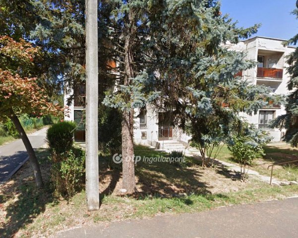 Eladó panellakás, Salgótarjánban 12.95 M Ft, 1 szobás