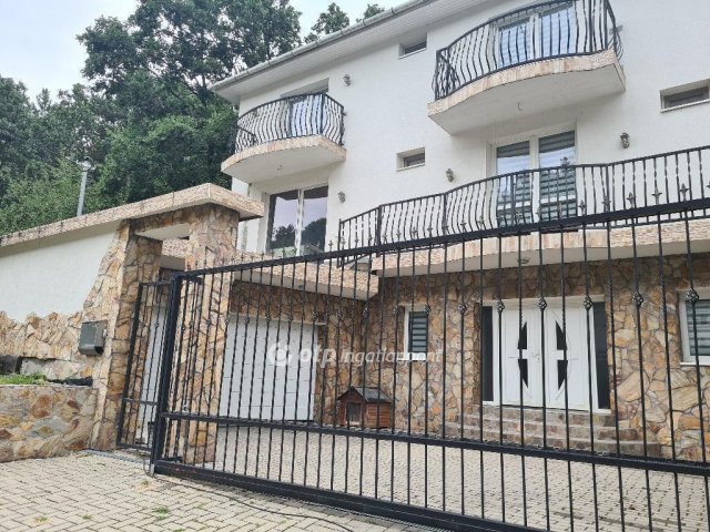 Eladó családi ház, Diósdon 350 M Ft, 6 szobás