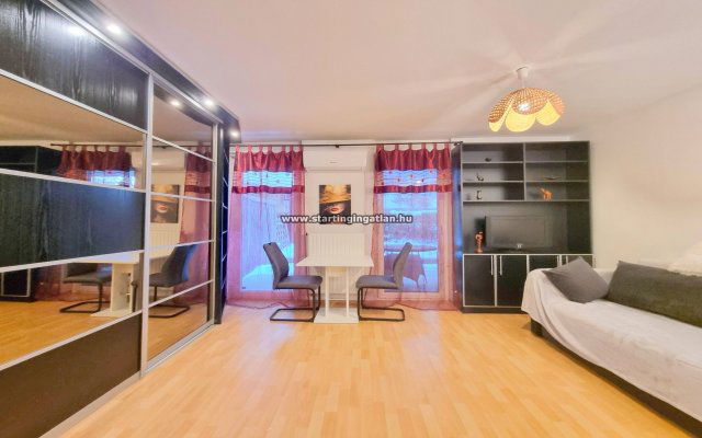 Eladó téglalakás, Budapesten, VIII. kerületben, Ciprus utcában