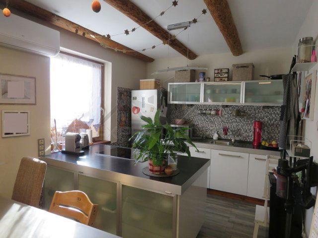 Eladó ikerház, Győrött 94.9 M Ft, 5 szobás