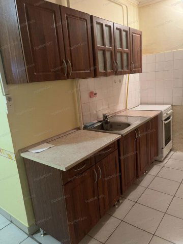 Eladó panellakás, Kecskeméten 43.9 M Ft, 2 szobás