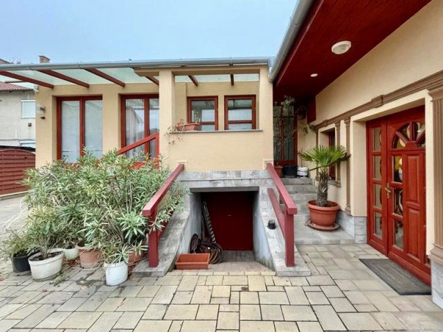 Eladó családi ház, Nagykátán 89.9 M Ft, 3 szobás