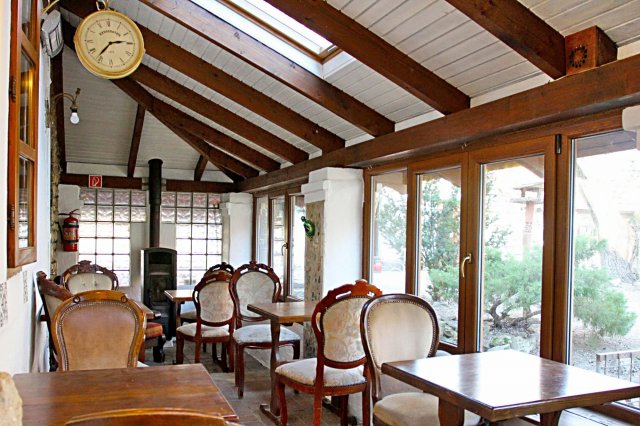 Eladó hotel, Lesencetomajon 300 M Ft / költözzbe.hu