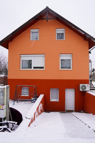 Eladó családi ház, Szigethalmon 121.6 M Ft, 5 szobás