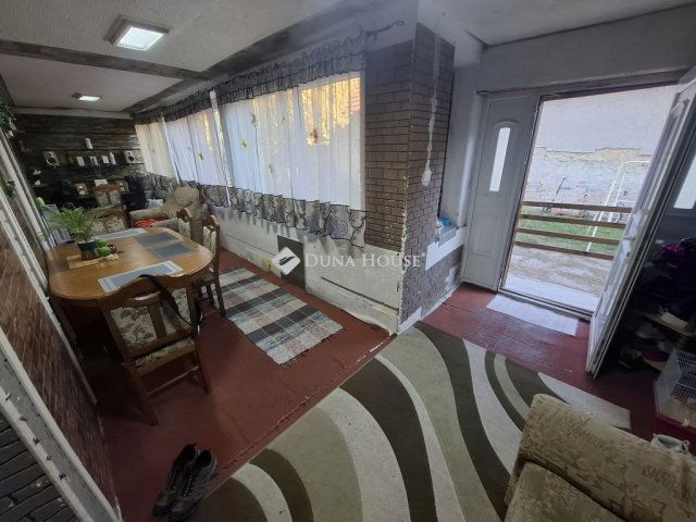 Eladó családi ház, Kiskunfélegyházán 24.9 M Ft, 2+1 szobás