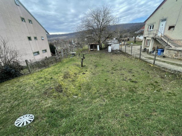 Eladó telek, Pécsett 4.5 M Ft / költözzbe.hu