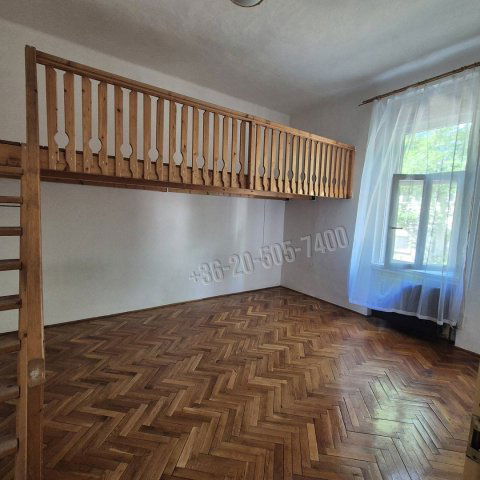 Eladó téglalakás, Egerben 49.5 M Ft, 3 szobás