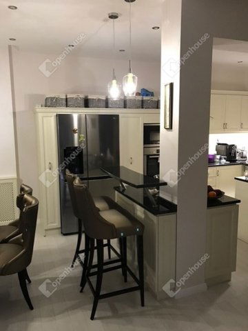 Eladó téglalakás, Zalaegerszegen 118 M Ft, 3 szobás