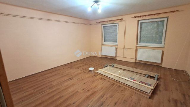 Eladó családi ház, Celldömölkön, Bajcsy-Zsilinszky utcában