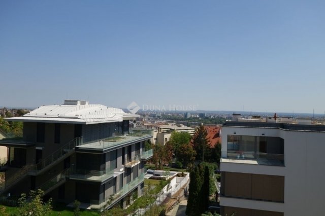 Eladó téglalakás, Budapesten, II. kerületben 109.9 M Ft