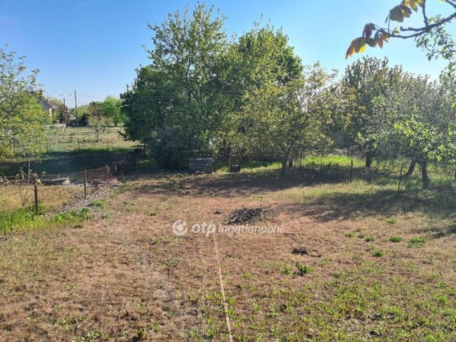 Eladó telek, Dunaharasztin 39.9 M Ft / költözzbe.hu