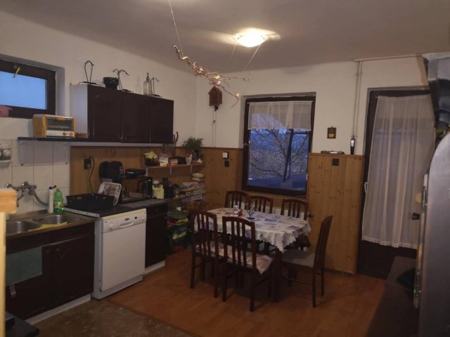 Eladó családi ház, Szandán 58 M Ft, 5+1 szobás