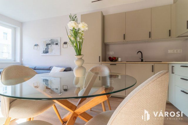 Eladó téglalakás, Budapesten, II. kerületben 133.5 M Ft