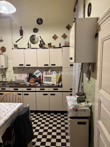 Eladó téglalakás, Budapesten, VI. kerületben 79 M Ft, 3 szobás