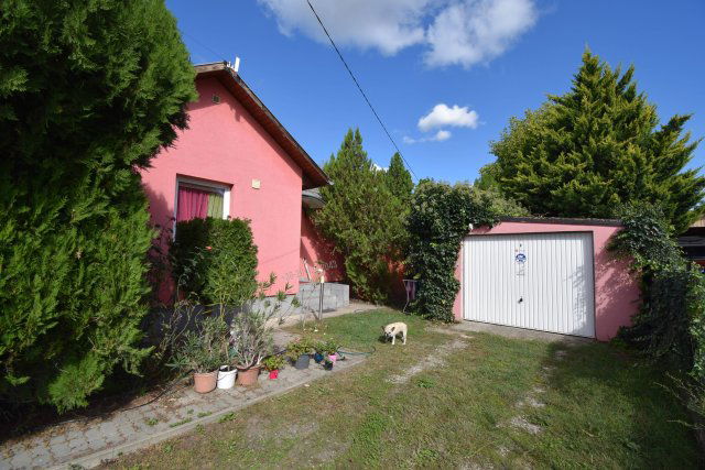 Eladó családi ház, Tökölön 81.9 M Ft, 1+2 szobás