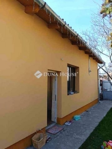 Eladó családi ház, Budapesten, XX. kerületben 63 M Ft, 4 szobás