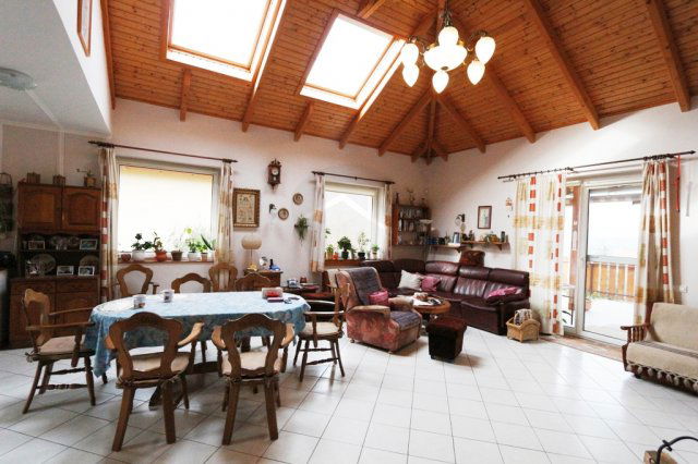 Eladó családi ház, Veresegyházon 150 M Ft, 5 szobás