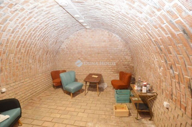 Eladó ikerház, Budapesten, II. kerületben 230 M Ft, 5 szobás