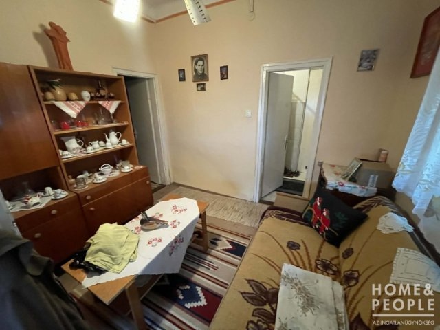 Eladó családi ház, Mórahalmon 57.99 M Ft, 4 szobás