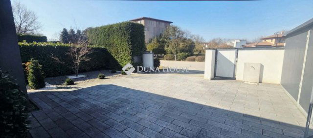 Eladó ikerház, Fóton 219 M Ft, 4 szobás / költözzbe.hu