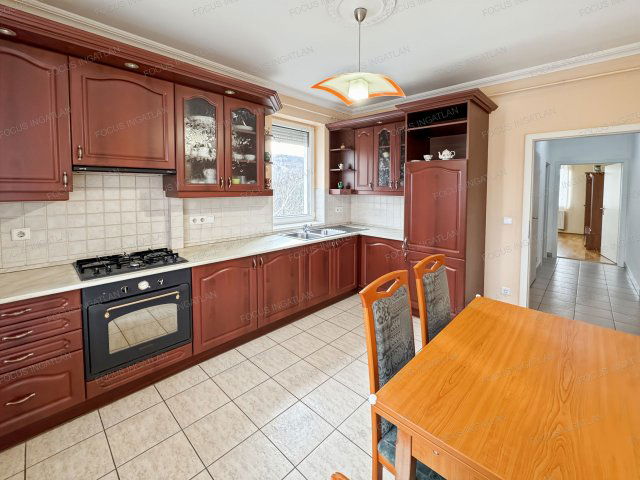 Eladó téglalakás, Kecskeméten 59.9 M Ft, 2 szobás