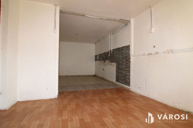 Eladó családi ház, Sarkadon 18 M Ft, 4 szobás