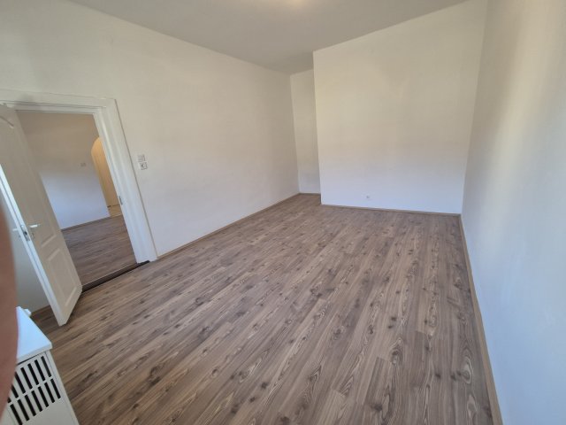 Eladó téglalakás, Budapesten, XVI. kerületben 80 M Ft