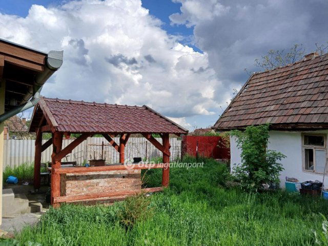 Eladó családi ház, Adácson 33 M Ft, 2 szobás