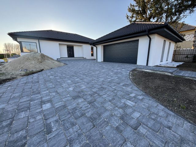 Eladó családi ház, Vaszaron 120 M Ft, 3 szobás