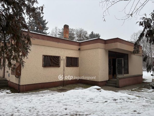 Eladó üzlethelyiség, Mohácson 57.65 M Ft / költözzbe.hu